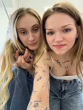 StreetSquirt 라이브 XXX 채팅