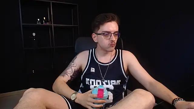 FelixStarkk Live XXX-chat