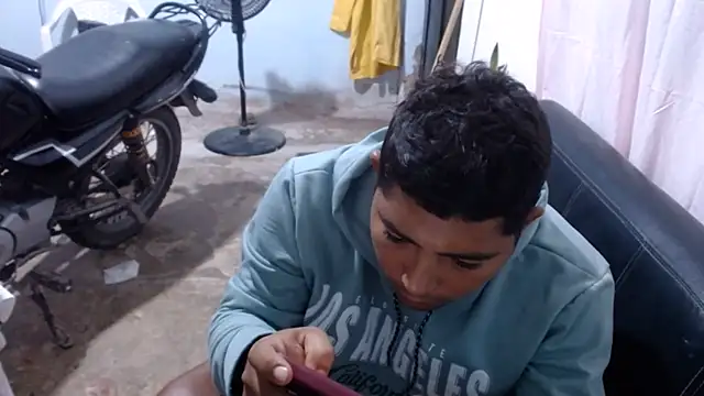 Chat +18 de master_juju1924 ao vivo
