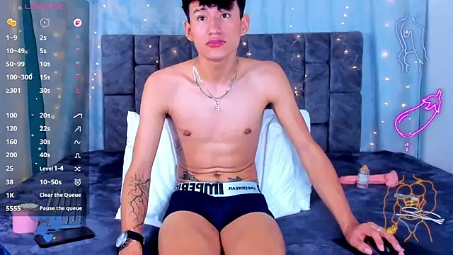 NicolasTorrez's Live XXX Chat