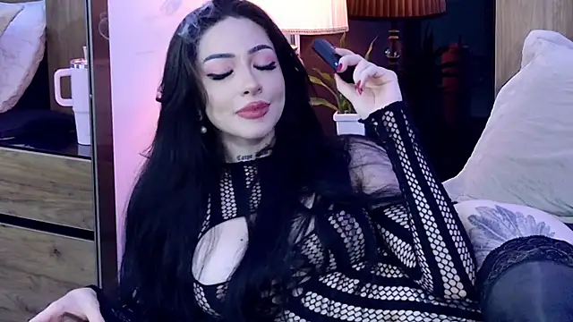 AlessandraLovi XXX чат на живо