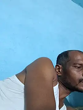 Chatroom XXX en direct de Daddyishere_19
