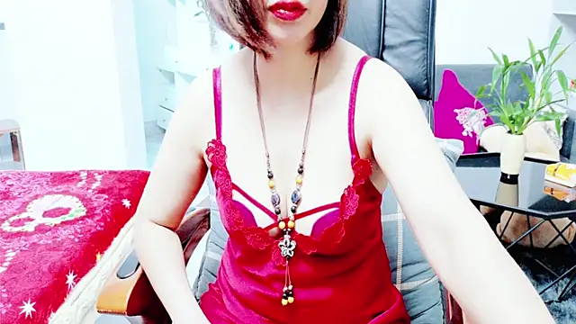 Chat XXX en directo de Miu-Le