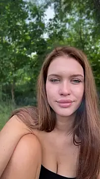 KikiWatson live XXX chat