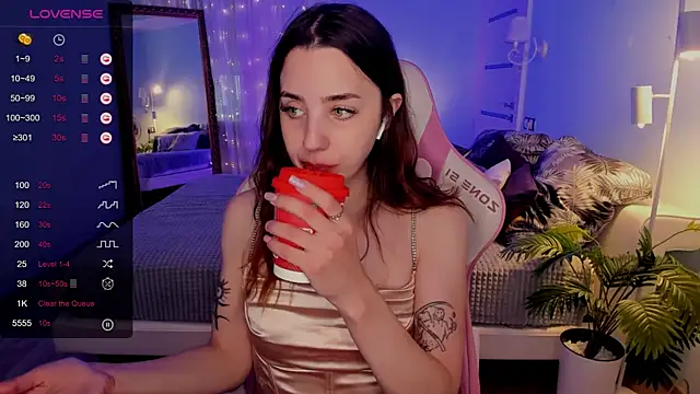 CharliGrace_のライブXXXチャット
