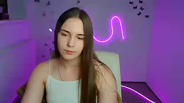 Kyara_ra Chat XXX in diretta