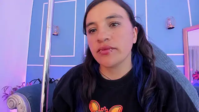 TaraTaylorr's Live XXX Chat