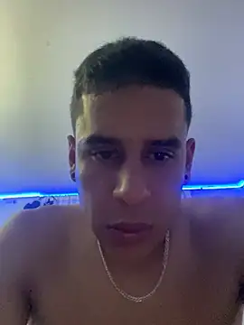 jhuan99's Live XXX Chat