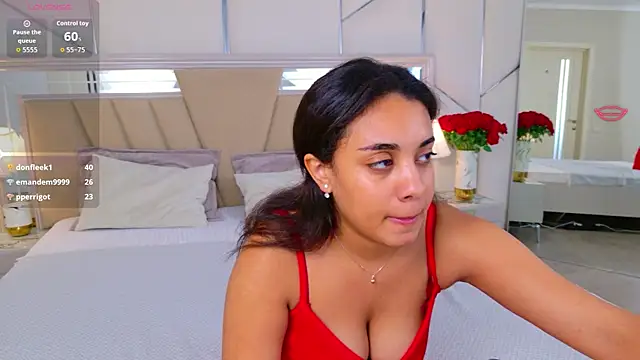 XXX chat uživo modela Luna_Cortier