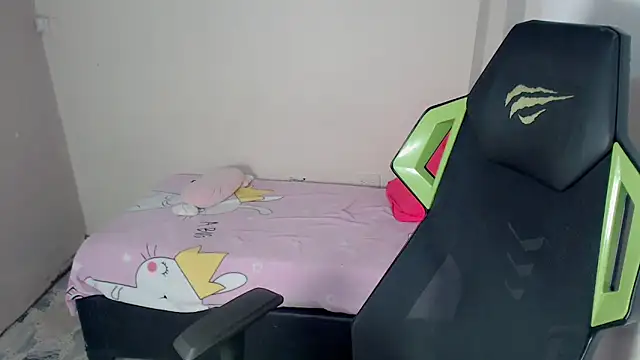 Pablito_junior Chat XXX in diretta
