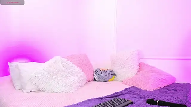 karly_rioss' Live XXX Chat