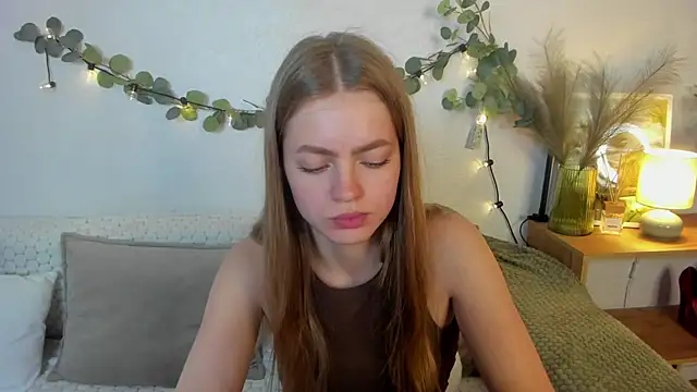 HoneyEmilly – Live XXX-chat