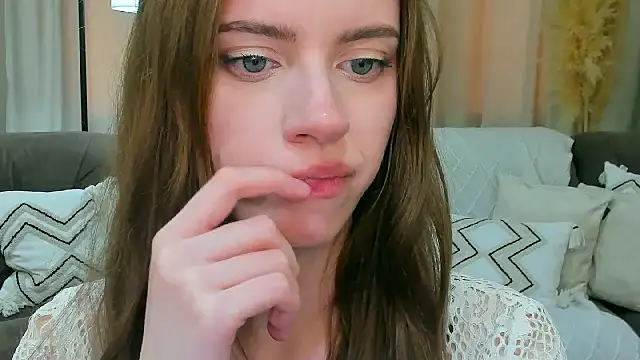 Erica_Kiss Live XXX-Chat