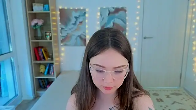 Chat +18 de MilenaSaint ao vivo