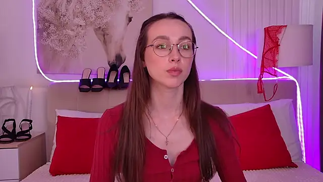 Chat +18 de Emily_Simon ao vivo