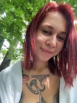 Chat +18 de RosieSecret ao vivo
