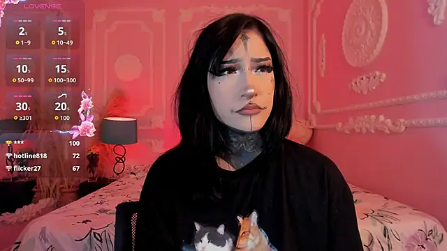 Kat_VonDe: онлайн-секс-чат