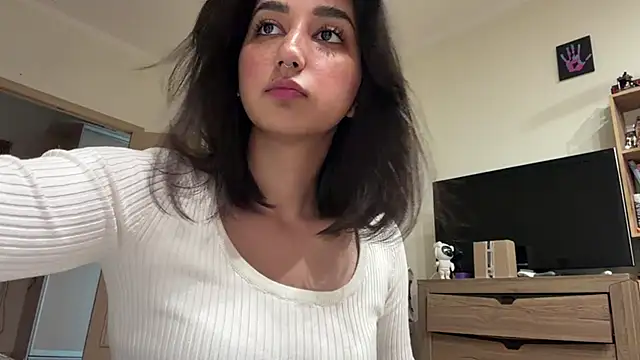 Živý XXX chat PaintedDisplay