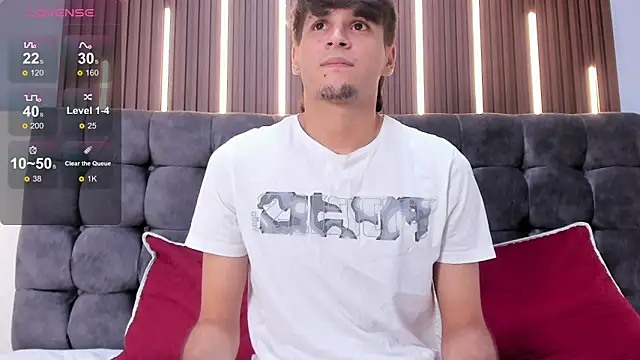 Zack23__ লাইভ XXX চ্যাট