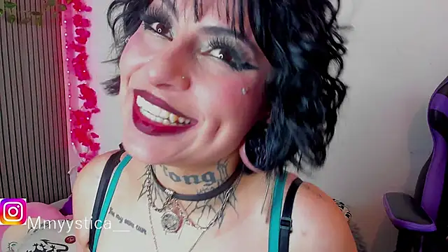 Rainnbow_'s Live XXX Chat