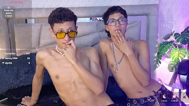 Damm_core Adlı Modelin Canlı XXX Sohbeti