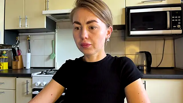 MartaLuna_'s Live XXX Chat