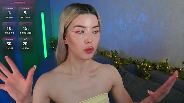 Chat XXX Live LindaThackerr