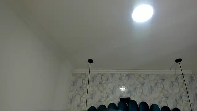 nalalye_cruzz_'s Live XXX Chat
