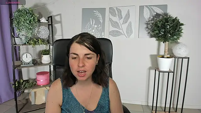 Chat +18 de MartaEdams ao vivo