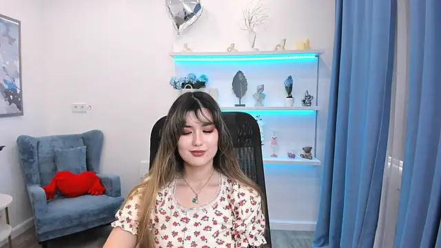 Chat +18 de AnneTLi ao vivo