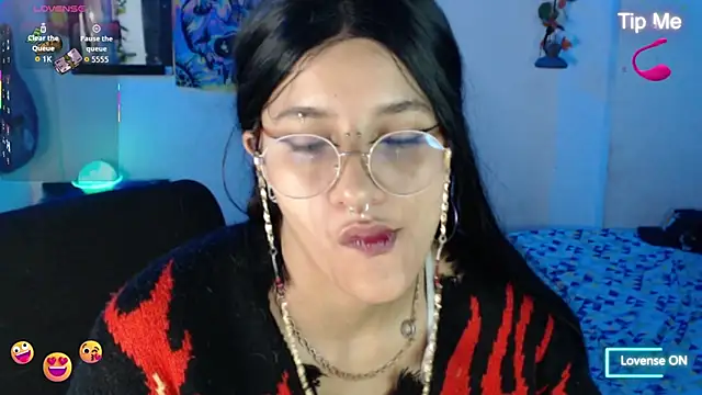 bastethott 现场XXX聊天