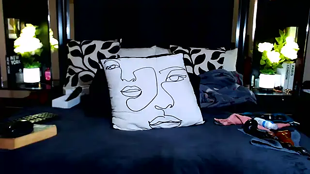 Živý XXX chat MONSTERTITS44DDD