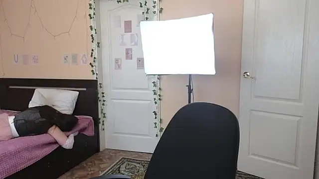 Živý XXX chat Mirabelle_Velvet