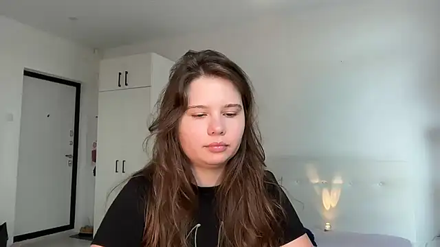 XXX chat uživo modela PonyChika