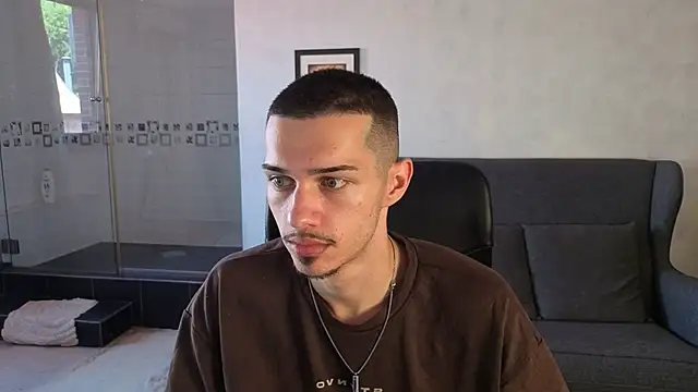 Chat XXX ao vivo de KaydenDrew