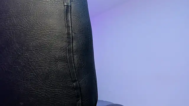 Chat +18 de stefani_condya ao vivo