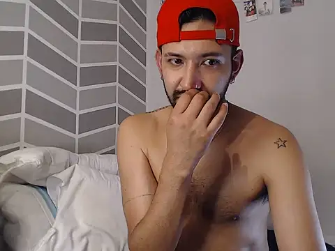 thomass1018 Live XXX-Chat