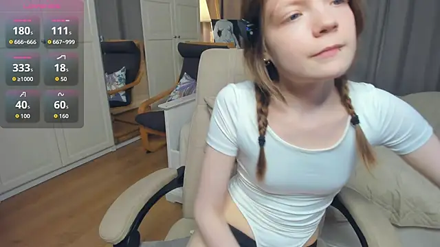 LavenderMitten Live XXX-chat