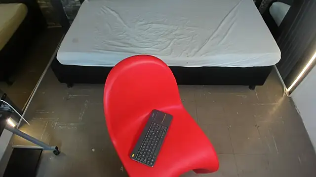 Mantis_winee's Live XXX Chat