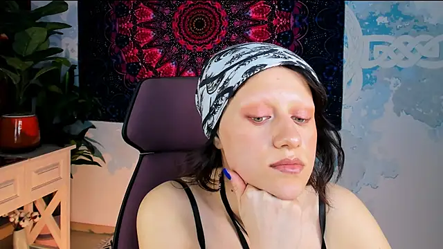 LidaDarknet's Live XXX Chat