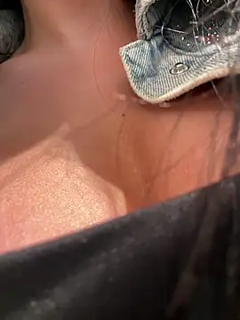 Wet__Bunny's Live XXX Chat