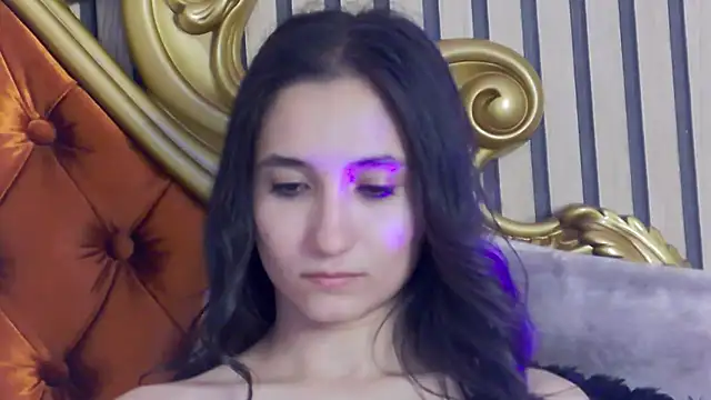 CarolinaBlair Adlı Modelin Canlı XXX Sohbeti