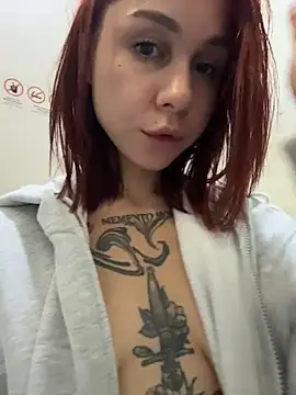 RosieSecret's Live XXX Chat