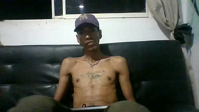 AlbertBigCock Live XXX Chat