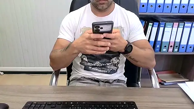 Chat +18 de Evasionee ao vivo