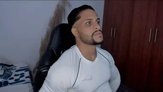 Pier_Simons' Live XXX Chat