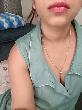 Marathi_Ashu1's Live XXX Chat