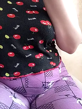צ'אט XXX בשידור חי של NOR-67