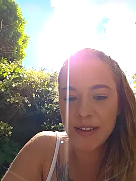 دردشة Luna_Lynn الجنسية المباشرة