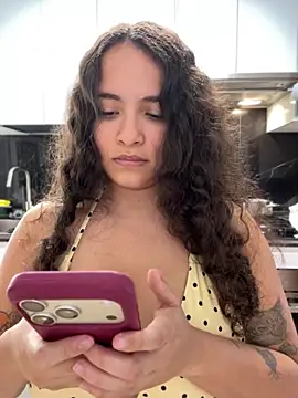 Sweet_sully__ Live XXX Chat